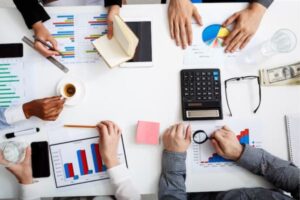 3 Benefits of Outsourcing Bookkeeping Services for Your Restaurant  Business